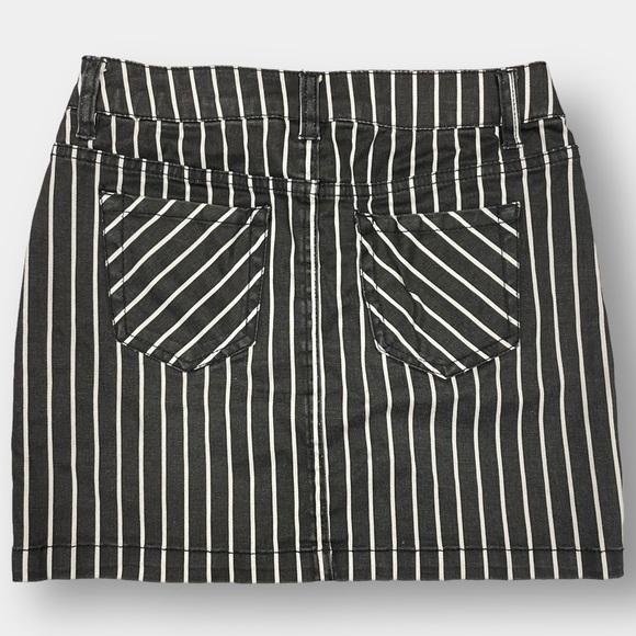 Total Girl Mini Skirt Black White Stripe Girl's Size 12 - Picture 2 of 4